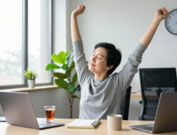 Cara Mengelola Waktu Istirahat Singkat Di Kantor Agar Energi Tubuh Kembali Optimal