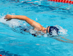 Manfaat Berenang Gaya Dada Untuk Kesehatan Pernapasan Dan Kekuatan Otot Tangan